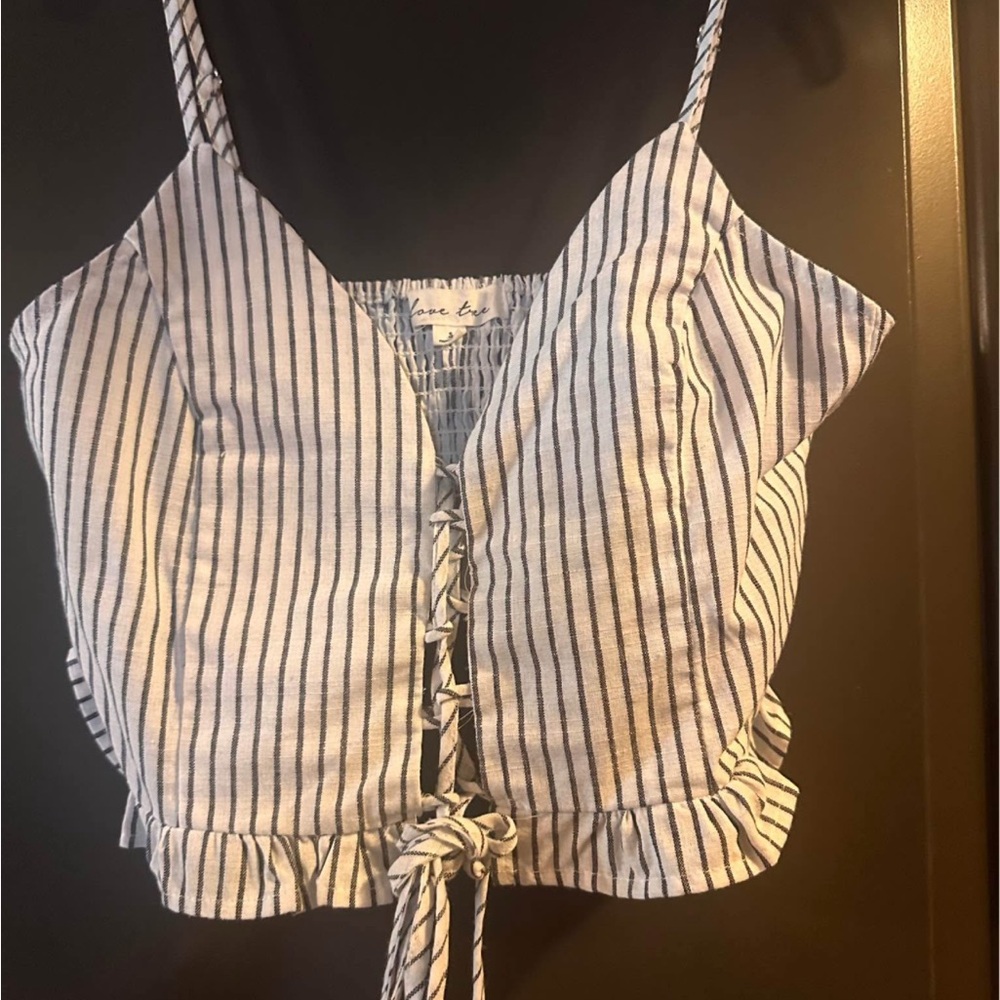 Love Tree White and Blue Ruffled Tie Front Camisole